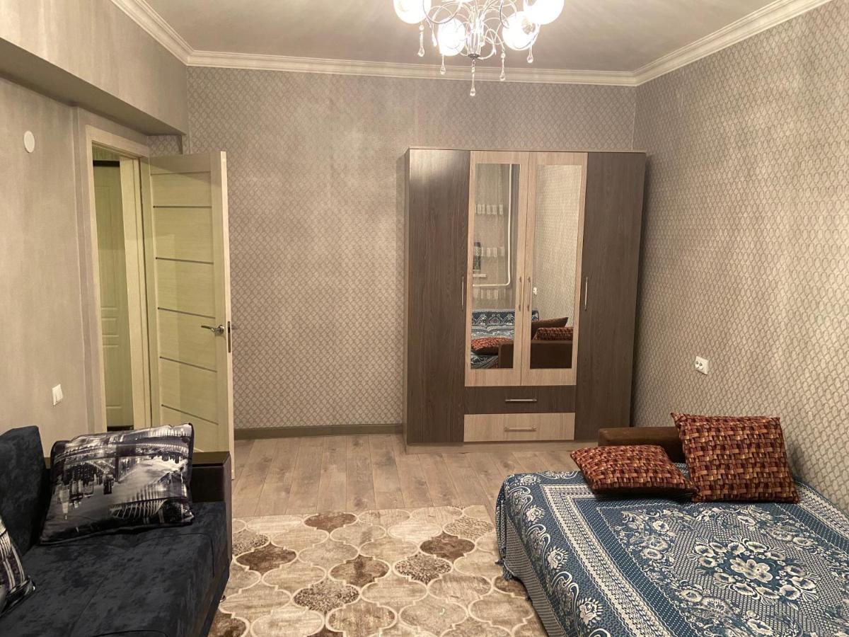 Standart Apartment On Kozhamkulov 128 アルマトイ エクステリア 写真