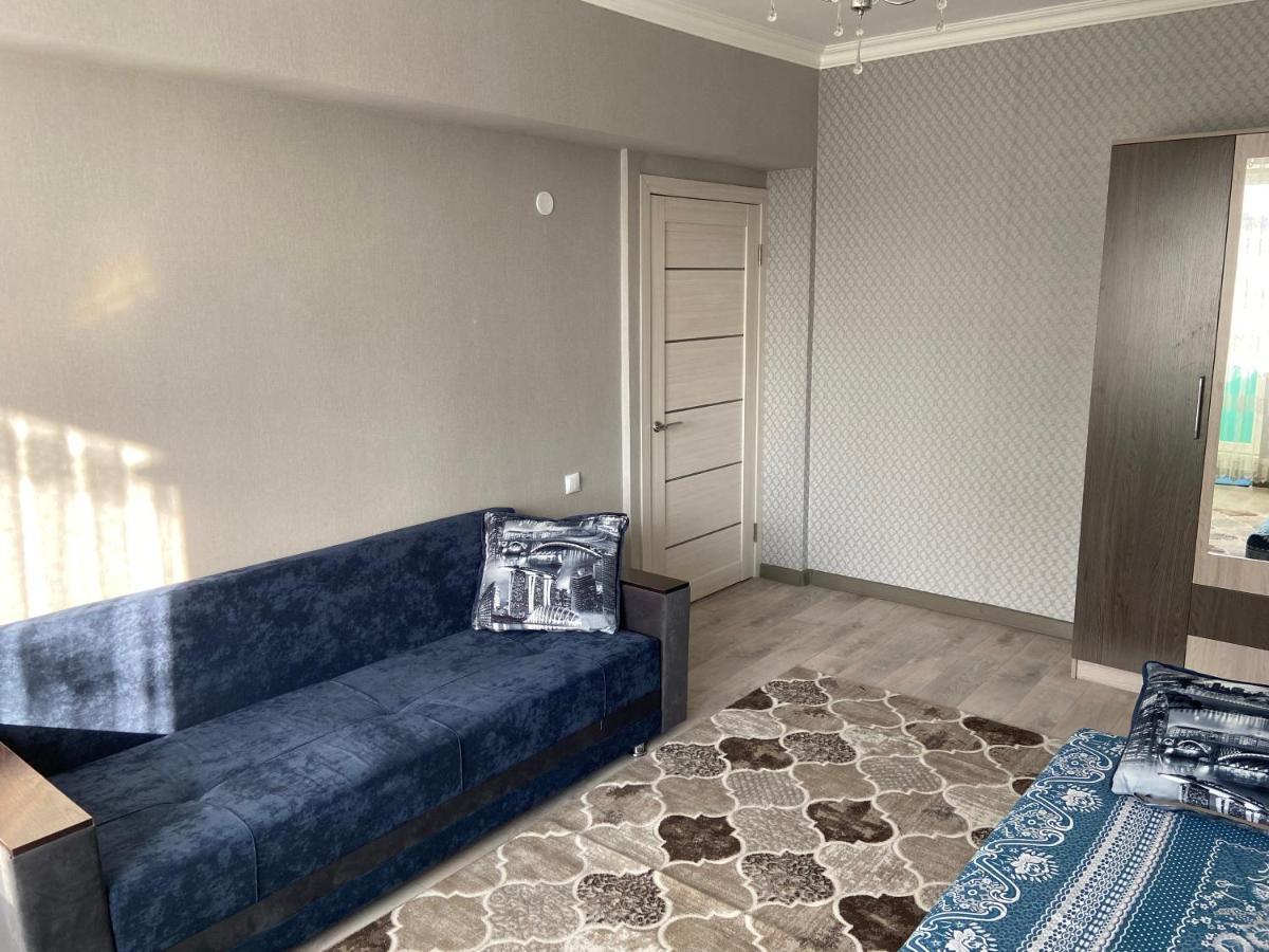 Standart Apartment On Kozhamkulov 128 アルマトイ エクステリア 写真